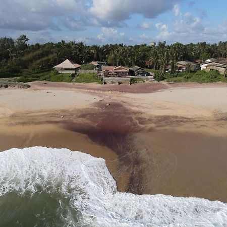 Happy Beach Safari Retreat Hambantota Bagian luar foto